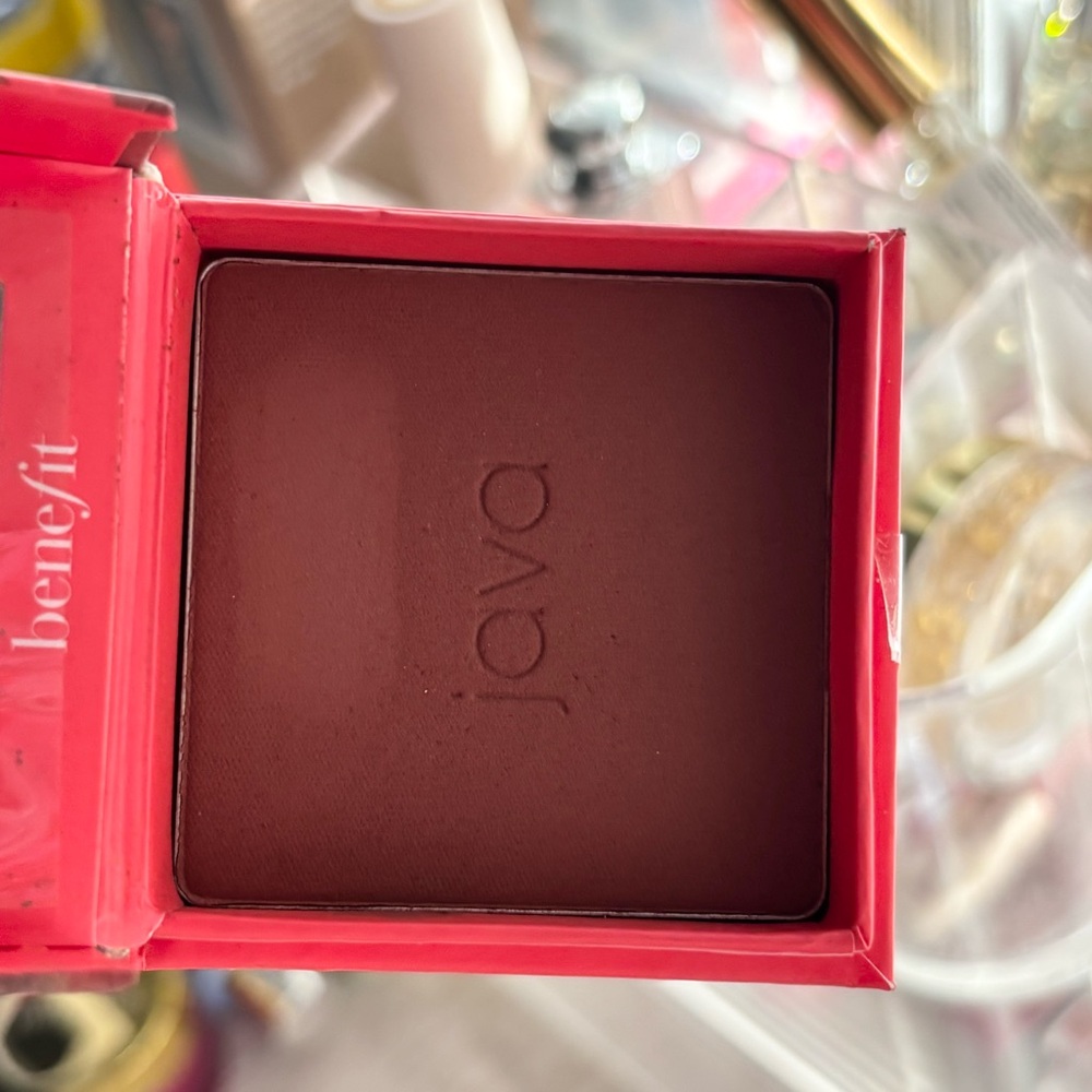 Benefit Java Full Sized Blush - Picture 3 of 4